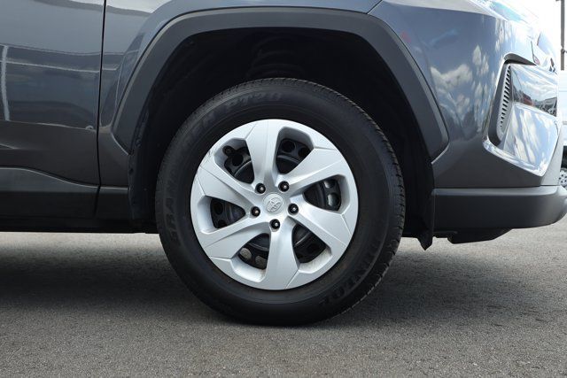 Used 2025 Toyota RAV4 LE FWD image 5