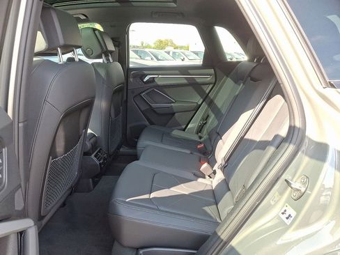 New 2025 Audi Q3 2.0T Premium image 5