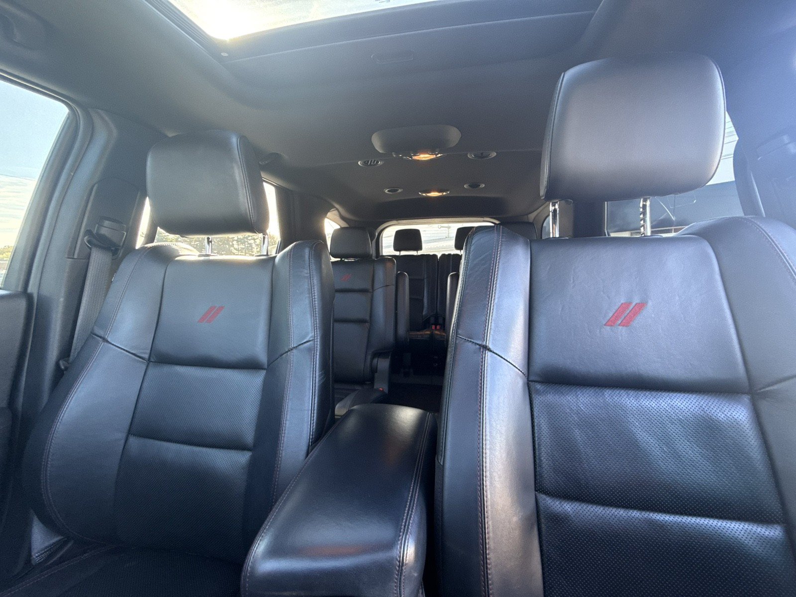 Used 2022 Dodge Durango R/T w/ Blacktop Package AWD/4WD image 11