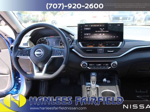 Used 2025 Nissan Altima 2.5 SV w/ SV Special Edition Package FWD image 18