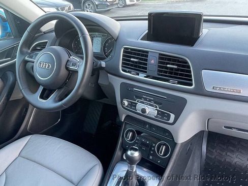 Used 2016 Audi Q3 2.0T Prestige w/ Prestige Package AWD/4WD image 17