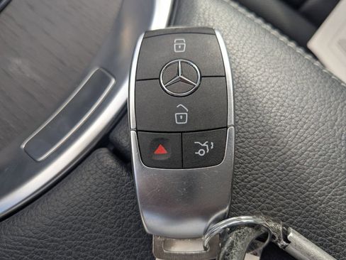 Certified 2022 Mercedes-Benz GLC 300 GLC 300 image 28