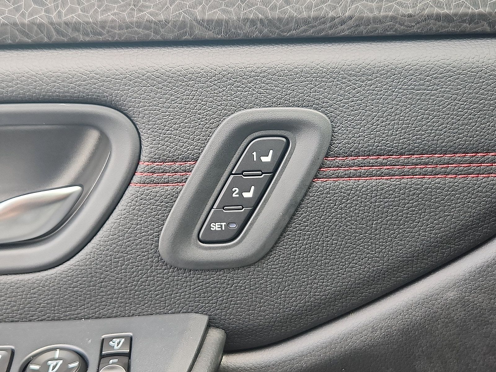 New 2026 Honda Pilot Black Edition image 17