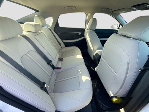 Used 2026 Hyundai Sonata SEL FWD image 19