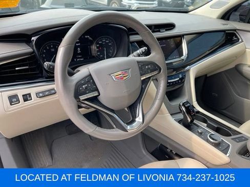 Used 2024 Cadillac XT6 Premium Luxury w/ Technology Package AWD/4WD image 7