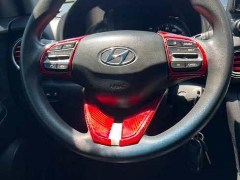 Used 2021 Hyundai Kona SE FWD image 19
