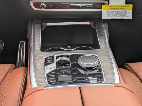 New 2027 BMW X7 xDrive40i w/ M Sport Package AWD/4WD image 21