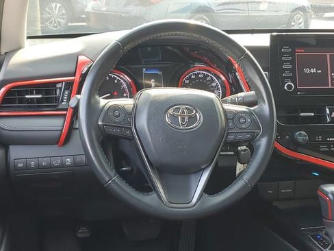 Used 2023 Toyota Camry SE FWD image 11