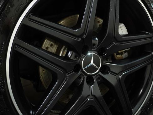 Used 2023 Mercedes-Benz GLB 35 AMG 4MATIC image 11