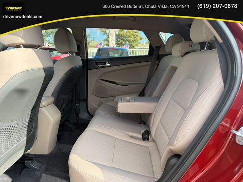 Used 2019 Hyundai Tucson SE w/ Cargo Package FWD image 16