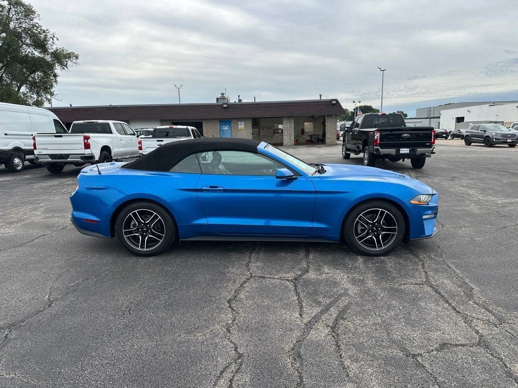 Certified 2021 Ford Mustang Premium RWD image 4