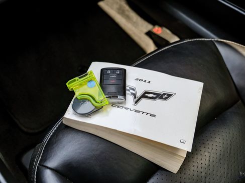Used 2011 Chevrolet Corvette Z06 RWD image 79