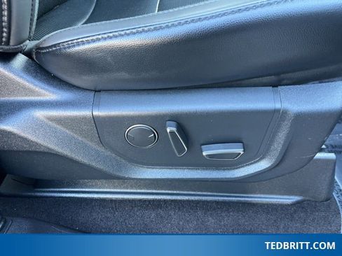 Used 2019 Ford F150 Raptor w/ Equipment Group 802A Luxury image 23