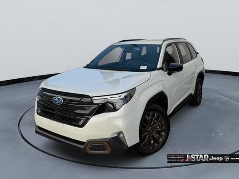 Used 2025 Subaru Forester Sport AWD/4WD image 1