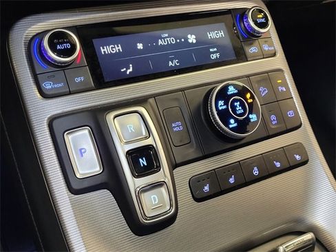 Used 2024 Hyundai Palisade Calligraphy image 21