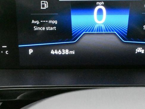 Used 2024 Volkswagen Taos S FWD image 24