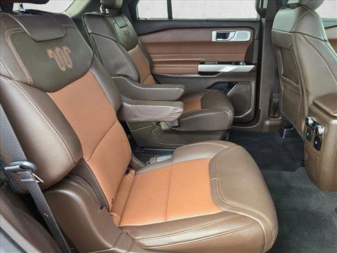 Certified 2022 Ford Explorer King Ranch w/ Premium Technology Package image 22