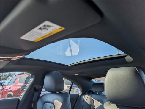 Used 2025 Mercedes-Benz CLA 250 image 29