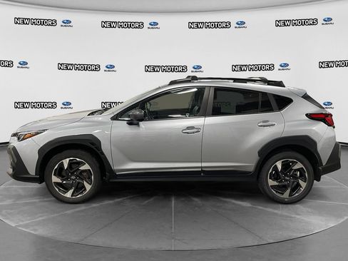 Used 2024 Subaru Crosstrek 2.5i Limited AWD/4WD image 2