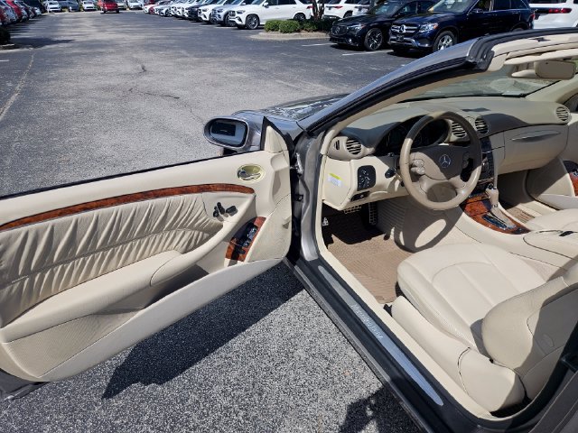 Used 2007 Mercedes-Benz CLK 350 Cabriolet image 12