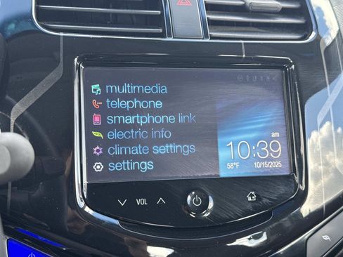 Used 2016 Chevrolet Spark LT image 27