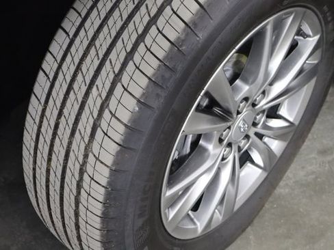 Used 2021 Cadillac XT5 Premium Luxury w/ LPO, Floor Liner Package FWD image 38