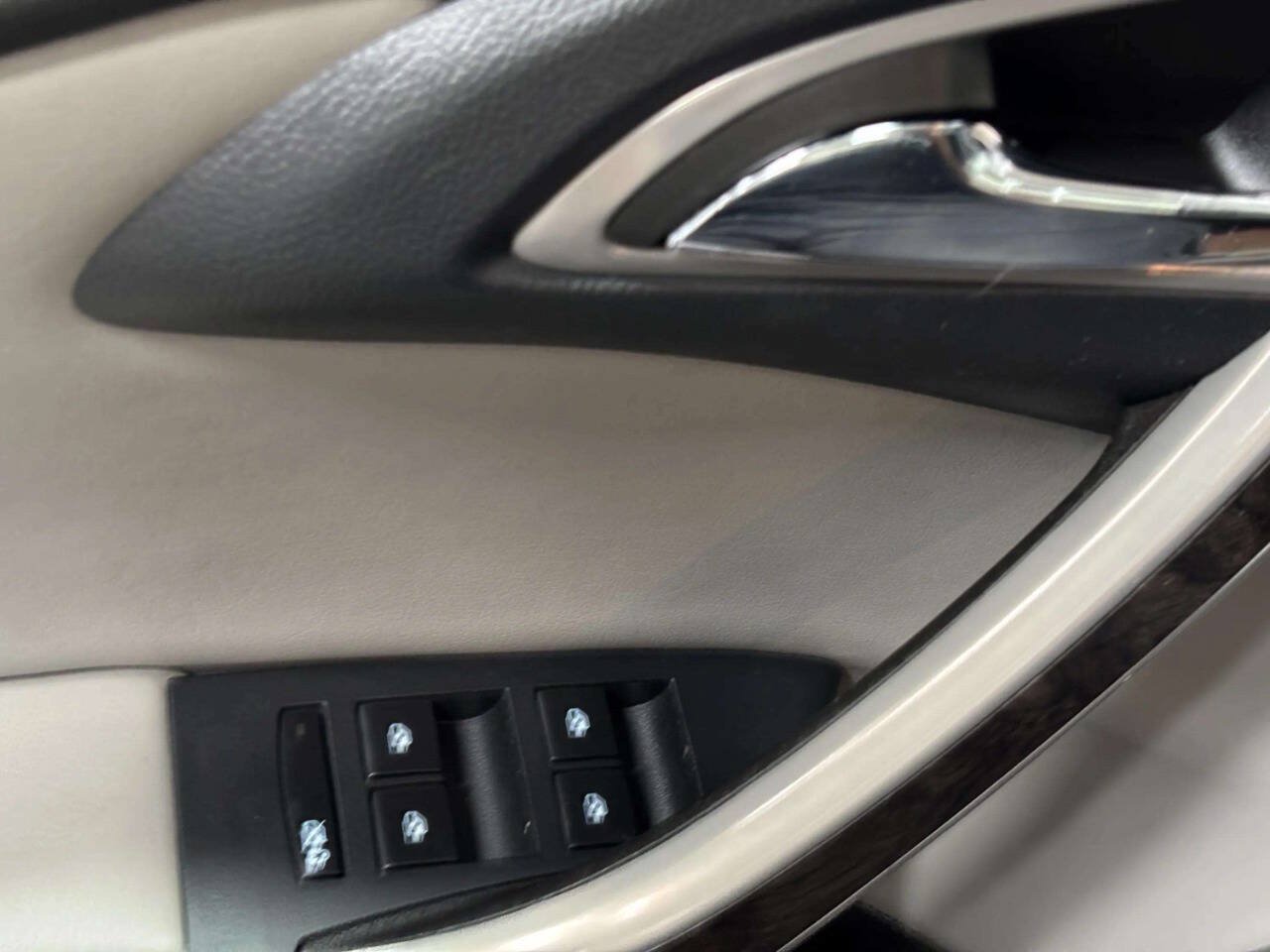 Used 2014 Buick Verano Convenience FWD image 31