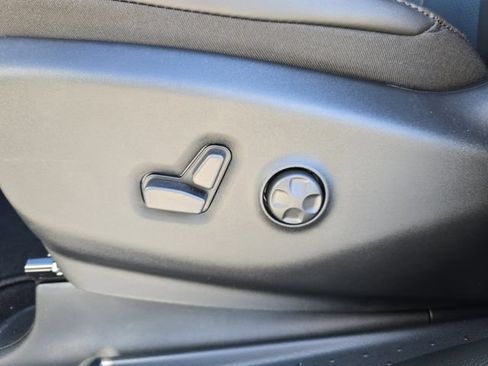 New 2026 Chrysler Pacifica Select w/ S Appearance Package FWD image 17
