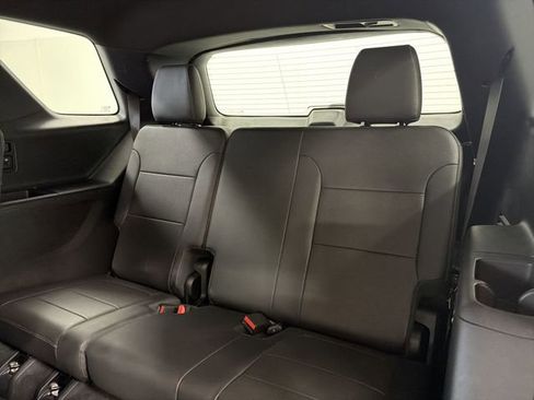 Used 2022 Chevrolet Traverse Premier w/ LPO, Floor Liner Package image 17