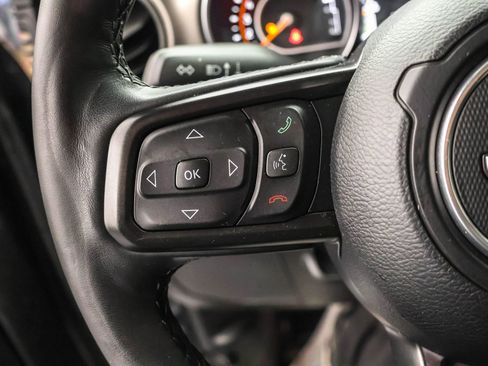 Used 2020 Jeep Gladiator Sport w/ Quick Order Package 24S image 15