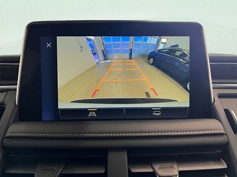 Certified 2023 Chevrolet Suburban Premier image 33