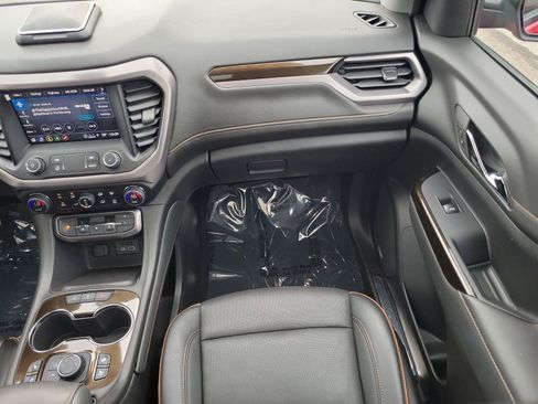 Used 2023 GMC Acadia AT4 w/ Technology Package AWD/4WD image 11
