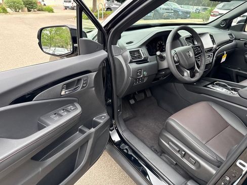 New 2026 Honda Ridgeline Black Edition image 12