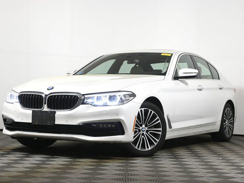 Used 2018 BMW 530i xDrive AWD/4WD image 1