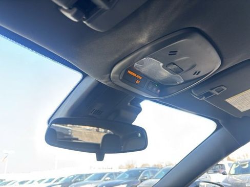 Used 2024 Chevrolet Trax RS w/ Driver Confidence Package image 28