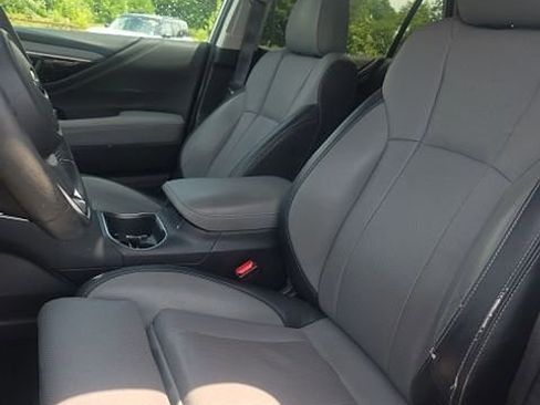 Used 2020 Subaru Outback Limited AWD/4WD image 8