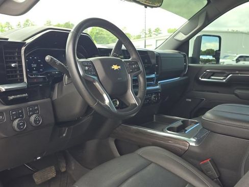 Used 2024 Chevrolet Silverado 3500 LTZ w/ LTZ Premium Package AWD/4WD image 25