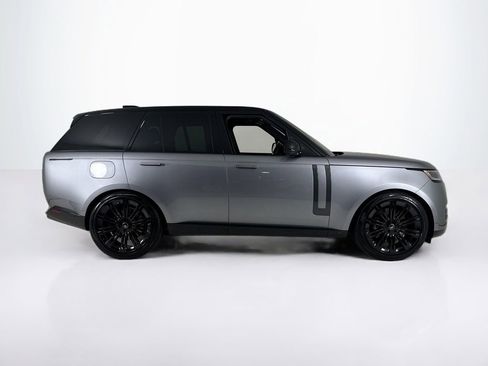 Used 2024 Land Rover Range Rover SE image 6