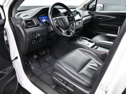 Used 2022 Honda Pilot EX-L image 2