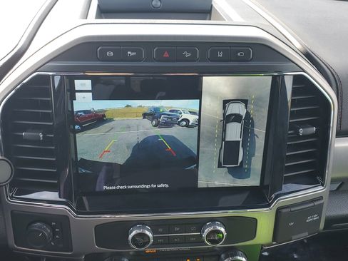 Certified 2022 Ford F450 Platinum w/ FX4 Off-Road Package image 26