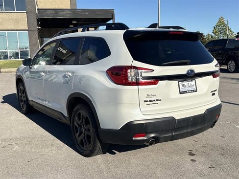 Used 2023 Subaru Ascent Onyx Edition image 7