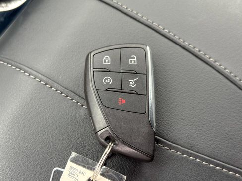 Used 2025 Buick Enclave Avenir w/ LPO, Floor Liner Package image 39