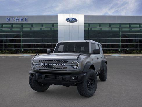 New 2026 Ford Bronco Badlands image 2