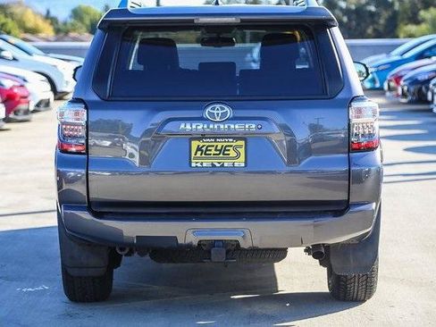 Certified 2016 Toyota 4Runner SR5 Premium RWD image 5