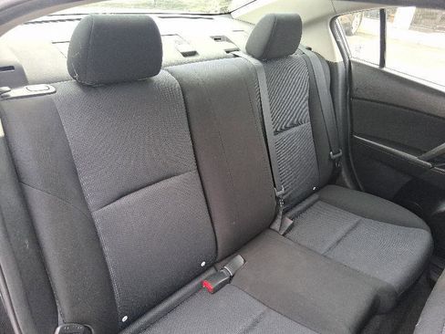 Used 2010 MAZDA MAZDA3 i Sport image 24