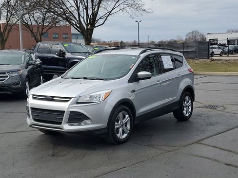 Used 2013 Ford Escape SE image 2