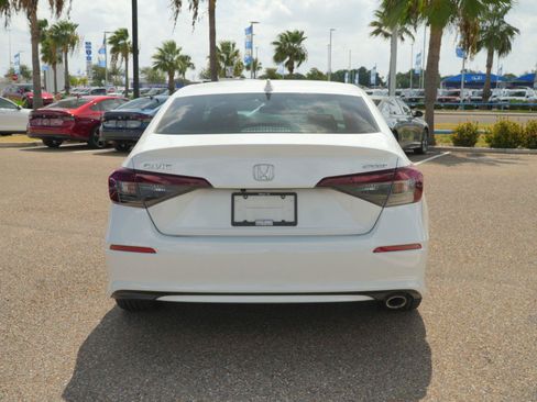 Used 2025 Honda Civic Sport image 6