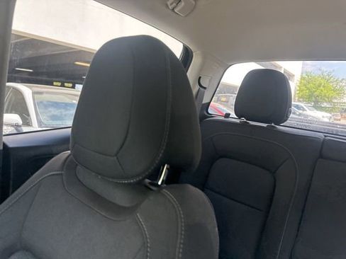 Used 2018 Chevrolet Colorado LT image 29