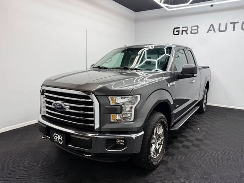 Used 2015 Ford F150 XLT w/ Equipment Group 302A Luxury AWD/4WD image 3