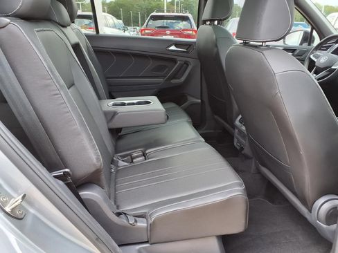 Used 2023 Volkswagen Tiguan SE R-Line FWD image 21